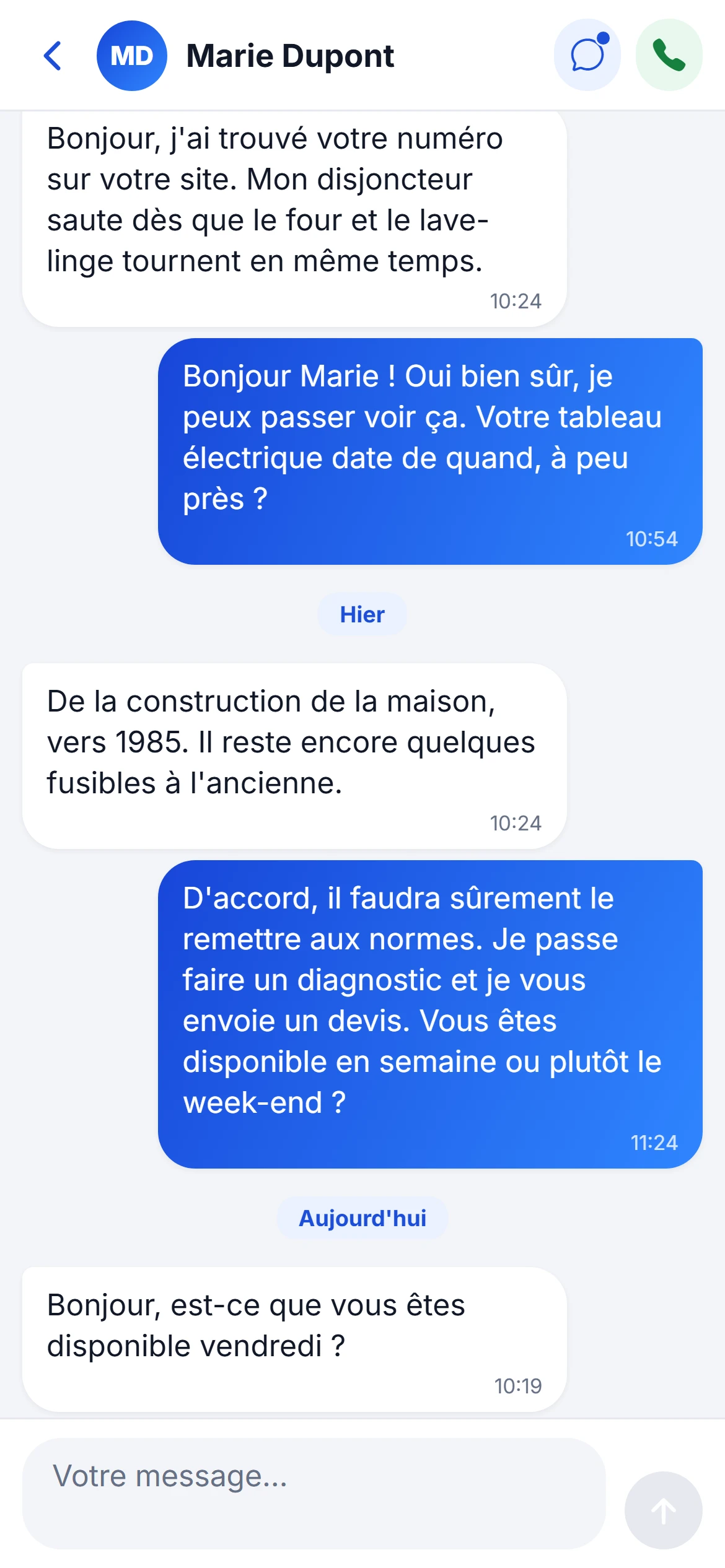 Une conversation avec un client dans la messagerie de l'application
